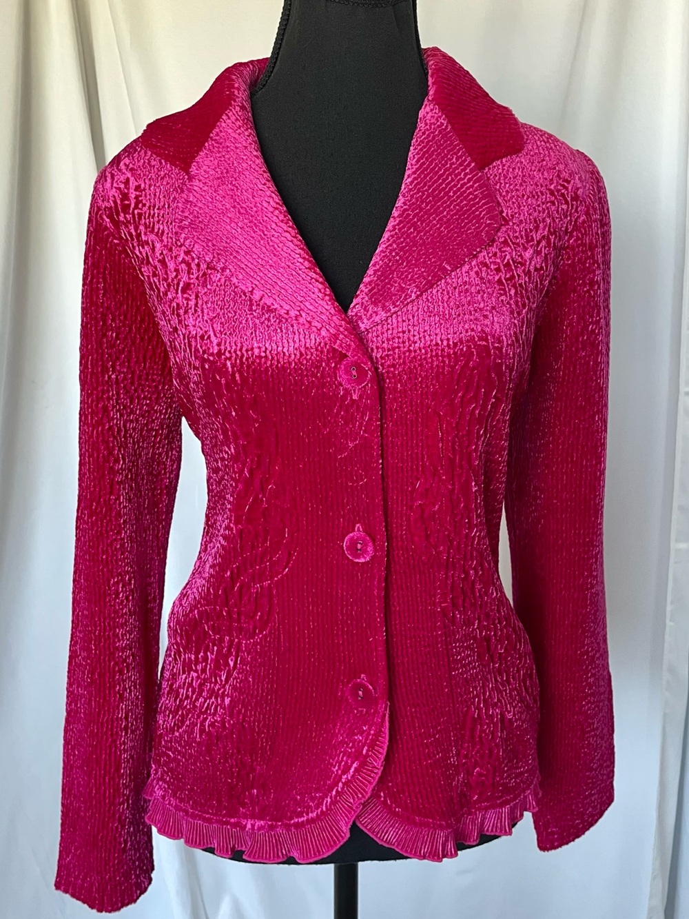 Chicos Pink Chenille Blazer Size Medium Crushed Velvet Barbie Statement Ruffle